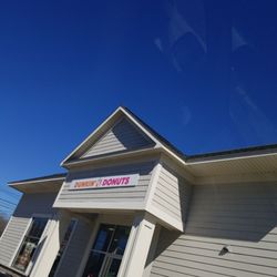 Dunkin Donuts/Baskin Robbins - Entryway