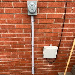 E&J Electric - Interlock kit/generator plug