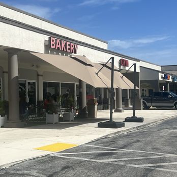 JW Pastry - Bakeries Near Me - Davie, Florida