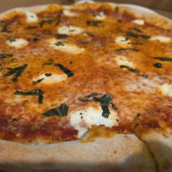 Pizza Tascio NKC - Margarita Pizza - Pizza Near Me - North Kansas City, Missouri