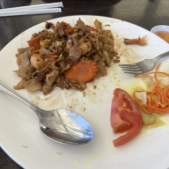 Lucky's Thai Pantry - 39. Pad See Ew - Thai Near Me - Orange, California