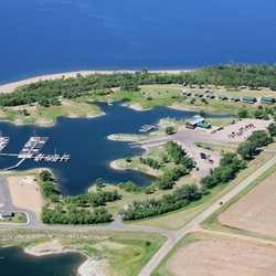 Boat House Bar & Grill at Spring Creek