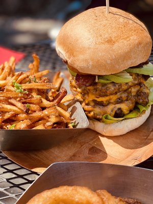 Fat Cat Bar & Grill by null