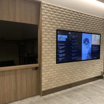 Equinox Lincoln Park - Gyms Near Me - Chicago, Illinois