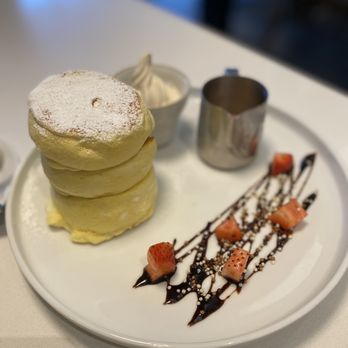 Cafe Bon Bon - SOUFFLÉ PANCAKES with chocolate creme - Coffee & Tea Near Me - Richmond Hill, Ontario
