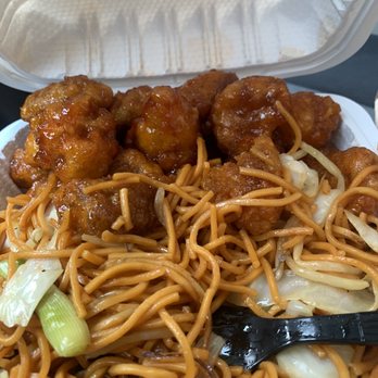 Pots n' Woks - Chinese Near Me - Whittier, California