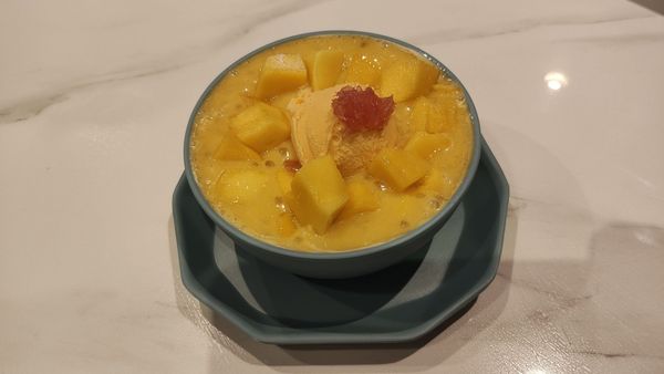 Zoe Dessert & Presotea St-Mathieu by null