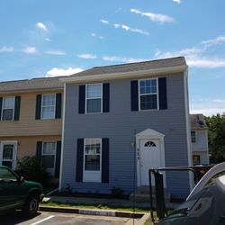 Christian Roofing and Construction - 2 tone  Sherwin Williams Paint