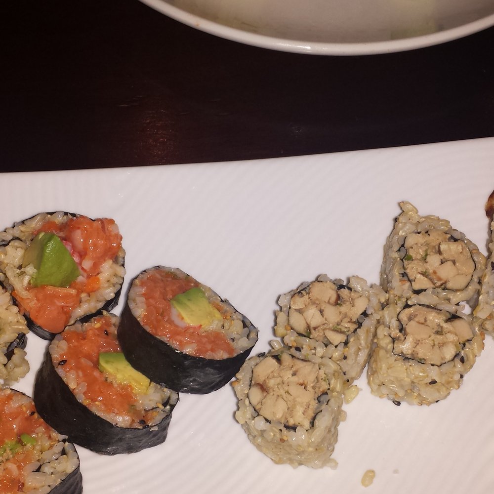 Aozora - Tuna roll (R) & Volcano roll (L) - Japanese Near Me - Montclair, New Jersey Aozora - Tuna roll (R) & Volcano roll (L) - Japanese Near Me - Montclair, New Jersey