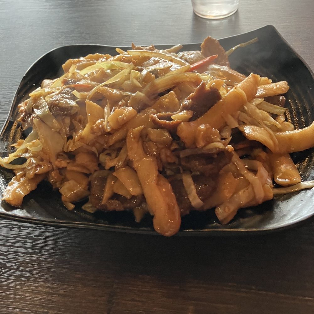 Hand pulled noodle combo. Absolutely delicious Hand pulled noodle combo. Absolutely delicious