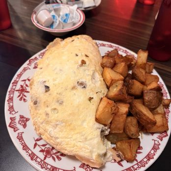 Eleven City Diner - Diners Near Me - Chicago, Illinois