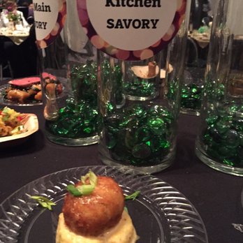 Samoa Soirée - Local Flavor Near Me - Norfolk, Virginia