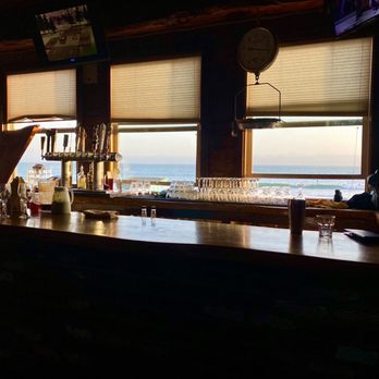 Schooners - Seafood Near Me - Cayucos, California Schooners - Seafood Near Me - Cayucos, California