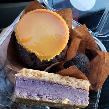 Cafe 86 - Ube cupcake topped with leche flan, ube butter bar, and ube truffle - Desserts Near Me - Las Vegas, Nevada Cafe 86 - Ube cupcake topped with leche flan, ube butter bar, and ube truffle - Desserts Near Me - Las Vegas, Nevada