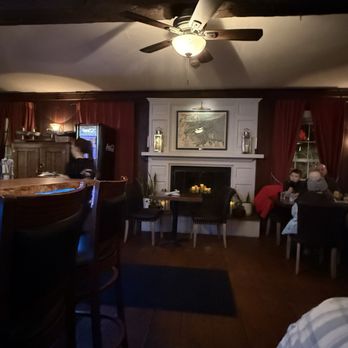 1846 Inn & Tavern - Seafood Near Me - Dover, Vermont