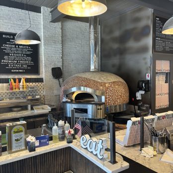 Bettola - Pizza Near Me - Cranston, Rhode Island