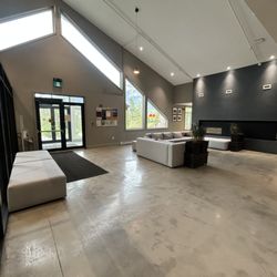 HI Jasper - The entrance area