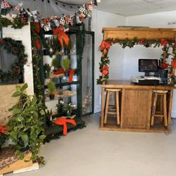 Funky Town Flowers - Showroom of Funky Town Flowers