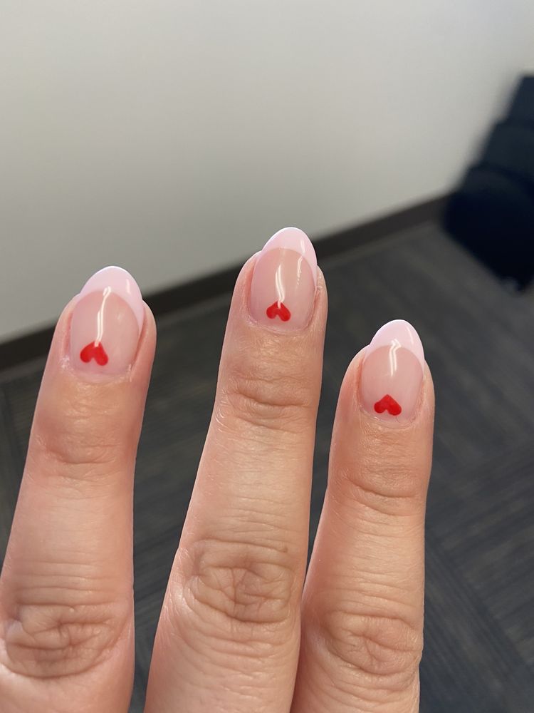 Park Avenue Nail Salon Logo