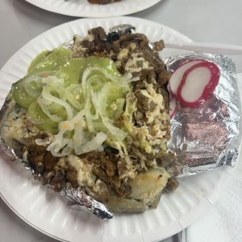 Tacos Tamix - Asada papa - Food Trucks Near Me - Los Angeles, California