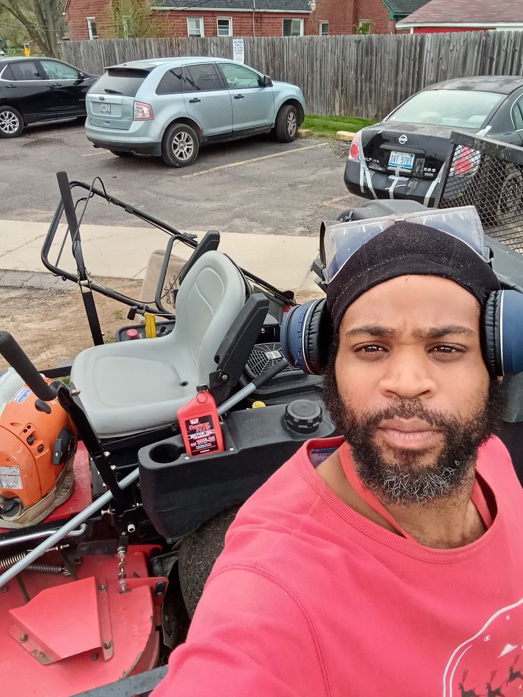 Rondale Russell Harris - taxidermy in Inkster, MI