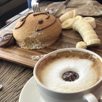 PappaRoti - Nutella and banana bun, the classic bun. - Coffee & Tea Near Me - Vancouver, British Columbia
