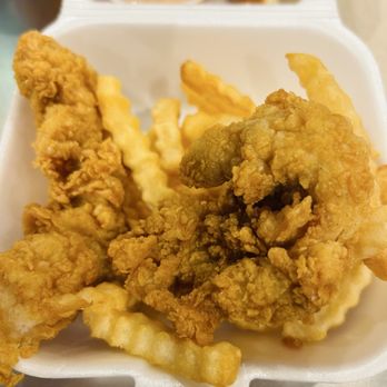 Raising Cane's Chicken Fingers - Kids meal - Fast Food Near Me - Fort Wayne, Indiana Raising Cane's Chicken Fingers - Kids meal - Fast Food Near Me - Fort Wayne, Indiana