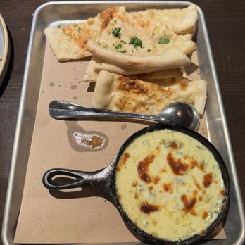 Matchbox - Hot artichoke & spinach dip (socials: @issa.cheatday) - Pizza Near Me - Rockville, Maryland Matchbox - Hot artichoke & spinach dip (socials: @issa.cheatday) - Pizza Near Me - Rockville, Maryland