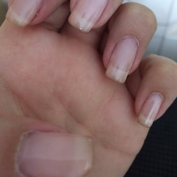 7 Nail Spa - Tips turning brown randomly after a couple days - Nail Salons Near Me - Santa Rosa, California