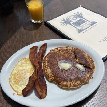 RJ's Cafe - #3 well-done with a side egg pictured above. - Breakfast & Brunch Near Me - Dana Point, California RJ's Cafe - #3 well-done with a side egg pictured above. - Breakfast & Brunch Near Me - Dana Point, California