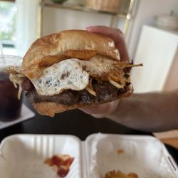 Burger Bite - Buenos Dias Burger Combo