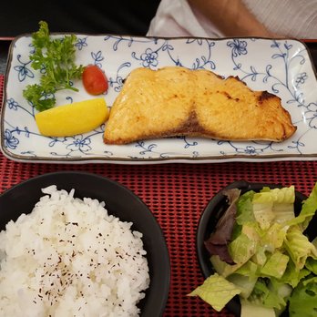 Teishoku - Wife enjoyed her grilled salmon lunch. - Japanese Near Me - Honolulu, Hawaii Teishoku - Wife enjoyed her grilled salmon lunch. - Japanese Near Me - Honolulu, Hawaii