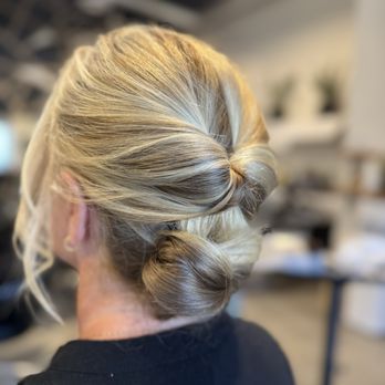 Uncaged Salon and Spa - Created by Audra - Hair Stylists Near Me - Costa Mesa, California Uncaged Salon and Spa - Created by Audra - Hair Stylists Near Me - Costa Mesa, California