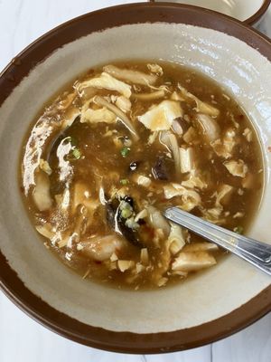 Lion Kitchen by null