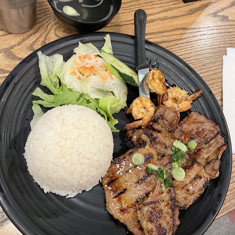 R7. Grilled Pork and Shrimp over Rice Plate R7. Grilled Pork and Shrimp over Rice Plate