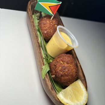 Bleu Fin Bar & Grill - Crabcake - Seafood Near Me - Brooklyn, New York Bleu Fin Bar & Grill - Crabcake - Seafood Near Me - Brooklyn, New York