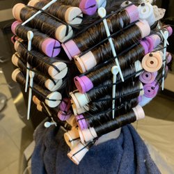 Salon Seven - Perms for curls, waves and volumes