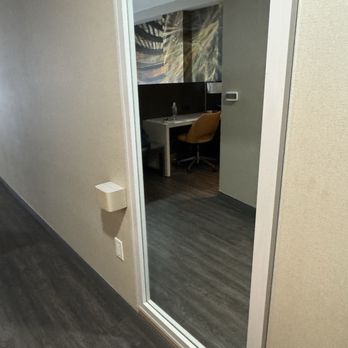 Cambria Hotel - Hotels Near Me - Philadelphia, Pennsylvania
