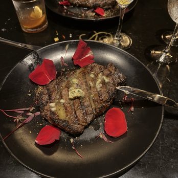 The Liam's Steakhouse - Ribeye steak! - Salad Near Me - Dallas, Texas The Liam's Steakhouse - Ribeye steak! - Salad Near Me - Dallas, Texas