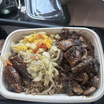 Jrk! - Rice and peas, jerk chicken, cabbage, sweet plantains, with oxtail sauce - Caribbean Near Me - Aventura, Florida Jrk! - Rice and peas, jerk chicken, cabbage, sweet plantains, with oxtail sauce - Caribbean Near Me - Aventura, Florida
