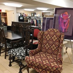 Greenwood Wildlife Thrift Shop & Consignment Gallery - And they have a fabulous thrift shop down below!