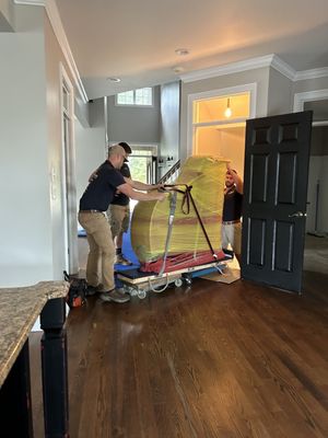 Frontrunner Moving Company LLC