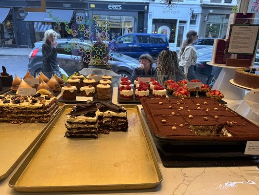 L'ETO Brompton Road by null