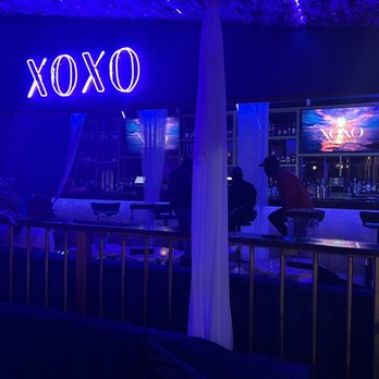 XOXO COCKTAIL LOUNGE - Updated August 2025 - 17 Photos - 314 N College St, Charlotte, North ...