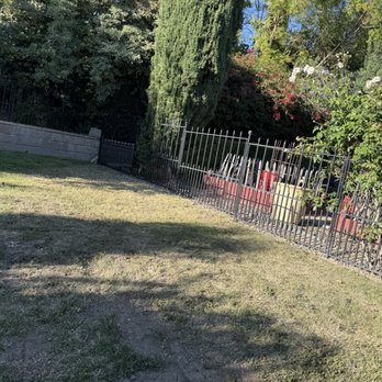 Greenleaf Landscaping - Before - Landscaping Near Me Greenleaf Landscaping - Before - Landscaping Near Me