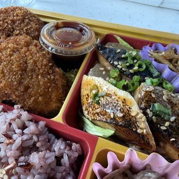 BentOn Cafe - Close-up of Menchi katsu and Buri daikon. - Food Delivery Services Near Me - New York, New York BentOn Cafe - Close-up of Menchi katsu and Buri daikon. - Food Delivery Services Near Me - New York, New York