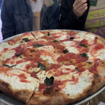 Juliana's - Margherita Pizza - Pizza Near Me - Brooklyn, New York Juliana's - Margherita Pizza - Pizza Near Me - Brooklyn, New York