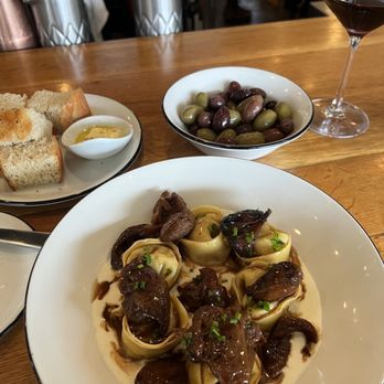 Flourshop - New American Near Me - Charlotte, North Carolina