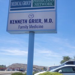 Kenneth Grier, MD - Outside Sign