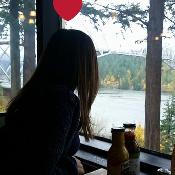 Bridgeside - The view from our table - American Near Me - Cascade Locks, Oregon
